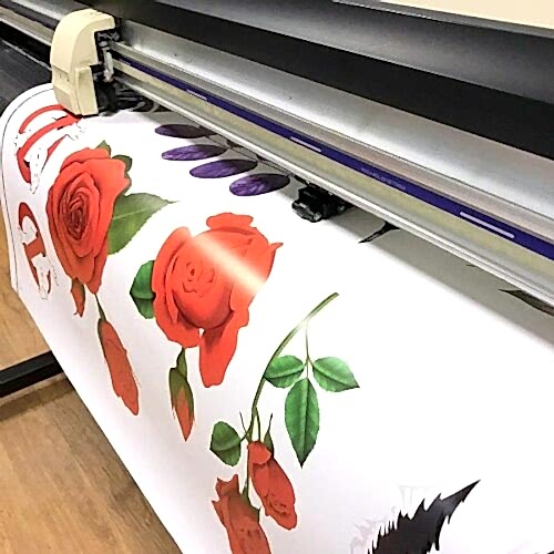 Печать наклеек на рулоне